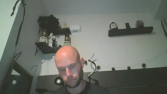 CaptCraker online show from April 1, 2026, 1:51 am