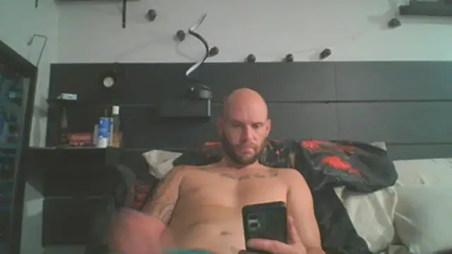 CaptCraker online show from April 9, 2026, 6:19 am