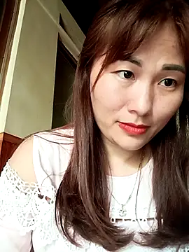 Lucxy-ki6 online show from April 13, 2026, 2:15 am