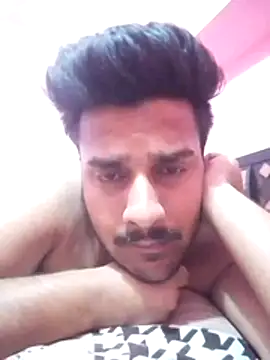 Snapshot of Decentlover67 chatting on June 24, 2026, 4:49 pm Decentlover67 online show from June 24, 2026, 4:49 pm