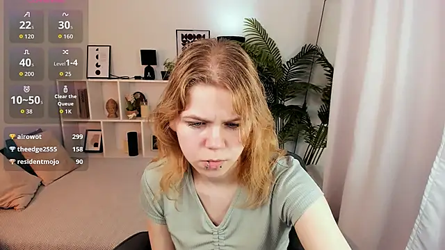 Snapshot of ElizabethVane chatting on May 10, 2026, 5:48 pm ElizabethVane online show from May 10, 2026, 5:48 pm