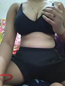 Snapshot of Shalini_08 chatting on June 13, 2026, 2:48 pm Shalini 08 online show from June 13, 2026, 2:48 pm
