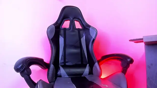 Bennet-Grayy online show from April 11, 2026, 7:45 am