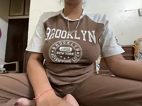 Noor Sexy02 online show from April 19, 2026, 4:08 pm