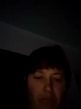 valeryXmur online show from April 4, 2026, 8:37 pm