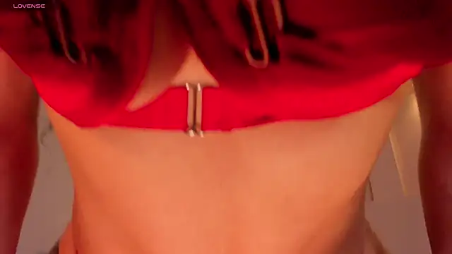 RebeccaWest online show from April 7, 2026, 4:36 am