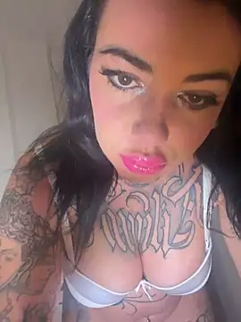 jenypr1ncess online show from March 28, 2026, 5:41 am