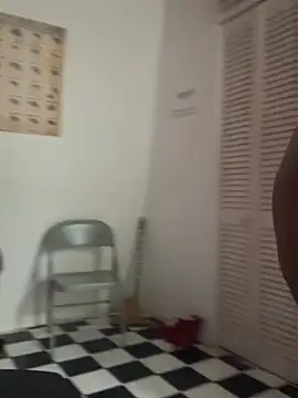 TSROYALE7527 online show from April 1, 2026, 5:43 pm