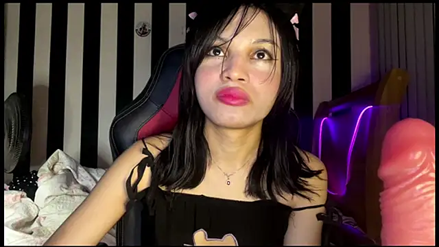 stellapapilon online show from April 21, 2026, 1:42 am