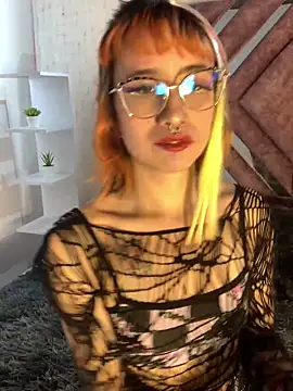 Alice Hecatee online show from April 16, 2026, 6:08 pm