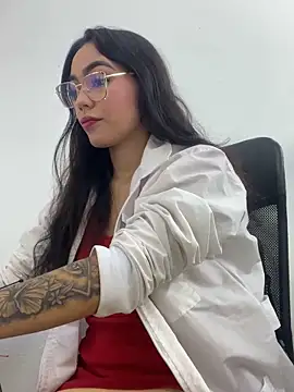 daniela-sexy online show from April 8, 2026, 1:56 pm