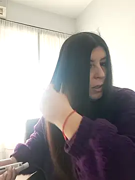Snapshot of melucita chatting on June 20, 2026, 5:07 pm melucita online show from June 20, 2026, 5:07 pm