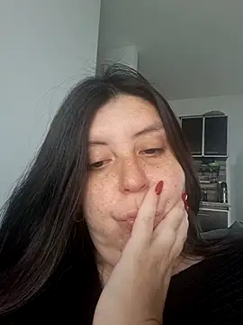 Snapshot of melucita chatting on May 17, 2026, 5:02 pm melucita online show from May 17, 2026, 5:02 pm