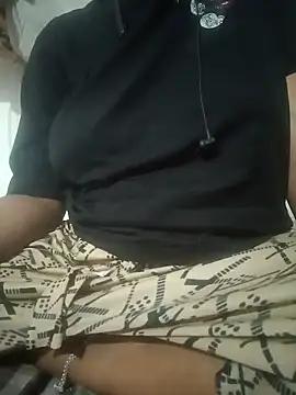 Mona ji32 online show from April 15, 2026, 10:21 am