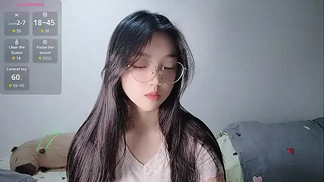 oblakitty  online show from March 23, 2026, 1:28 am