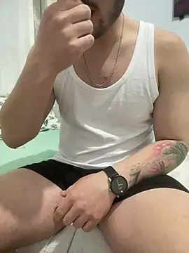 cinoo34 online show from March 31, 2026, 6:32 pm