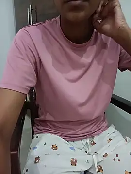 Snapshot of aushi_rajput chatting on June 2, 2026, 2:55 am aushi rajput online show from June 2, 2026, 2:55 am
