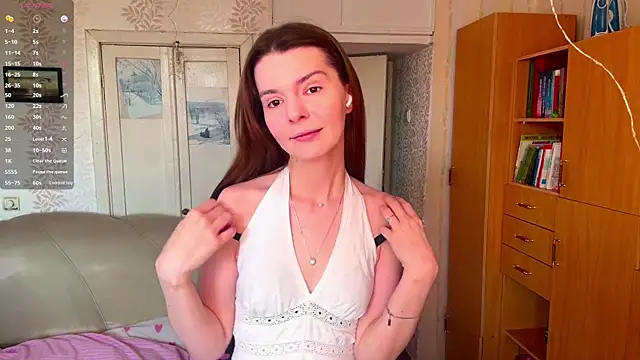 AnnWaddie online show from April 16, 2026, 6:58 am