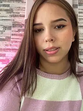 lunacandy 0 online show from April 12, 2026, 6:22 pm