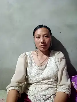 Snapshot of Leiley_98 chatting on May 4, 2026, 12:52 pm Leiley 98 online show from May 4, 2026, 12:52 pm