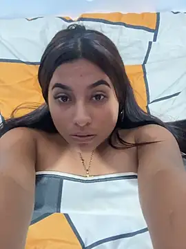 Snapshot of yuliana056 chatting on May 27, 2026, 2:19 am yuliana056 online show from May 27, 2026, 2:19 am