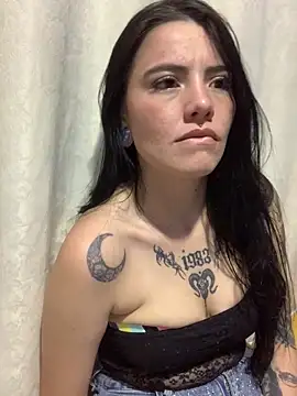 Tatii1 online show from April 10, 2026, 2:07 am