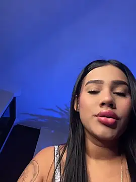 AlisonBeltran1 online show from June 19, 2026, 5:13 am