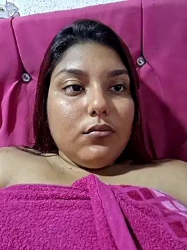 Amira-sultan1 online show from April 18, 2026, 7:07 pm