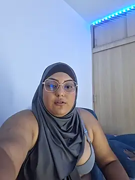 Amira-sultan1 online show from March 17, 2026, 8:56 pm