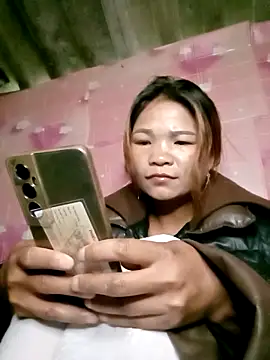 Snapshot of maymay121 chatting on April 30, 2026, 1:23 am maymay121 online show from April 30, 2026, 1:23 am