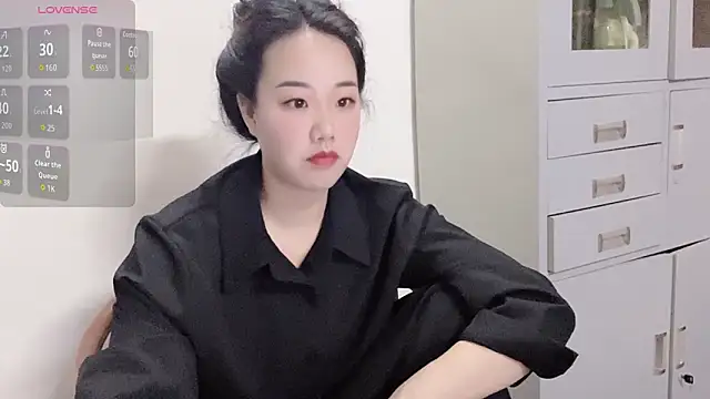 Yueyue-788 online show from April 7, 2026, 1:24 pm