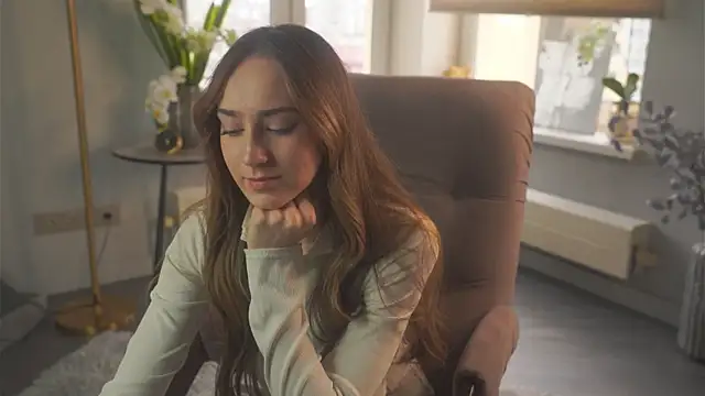 AlinaGach online show from March 23, 2026, 4:12 am