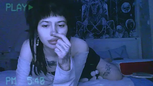 AllisonDeetz online show from March 20, 2026, 9:05 pm