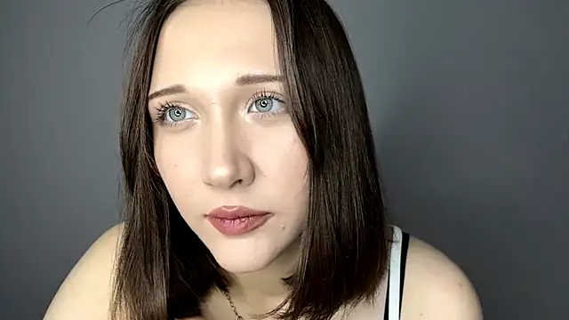 kiravings online show from April 17, 2026, 4:10 pm