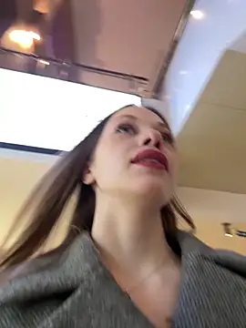 Olivia Jemison online show from April 3, 2026, 7:15 am