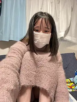 Mika-chan online show from April 7, 2026, 2:08 pm