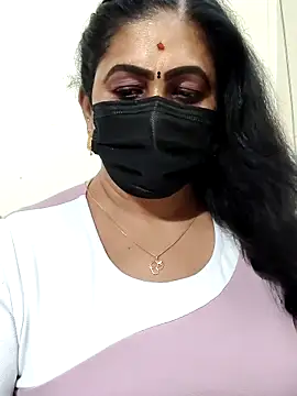 aishu mallu tamil online show from April 4, 2026, 8:48 pm