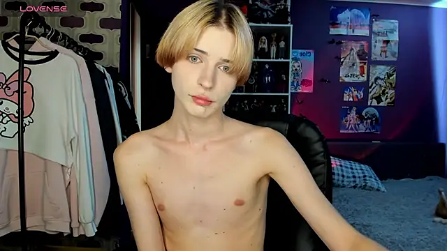 Snapshot of sweet_peach___ chatting on July 18, 2026, 2:36 pm sweet peach online show from July 18, 2026, 2:36 pm