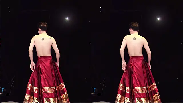 LookingBoy-001 online show from April 4, 2026, 7:04 am