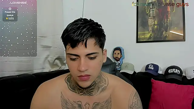 Snapshot of sweetlatinoboy chatting on May 16, 2026, 11:09 am sweetlatinoboy online show from May 16, 2026, 11:09 am