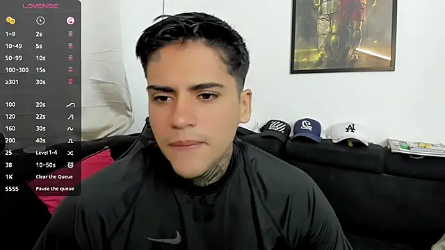 sweetlatinoboy online show from March 22, 2026, 12:07 pm