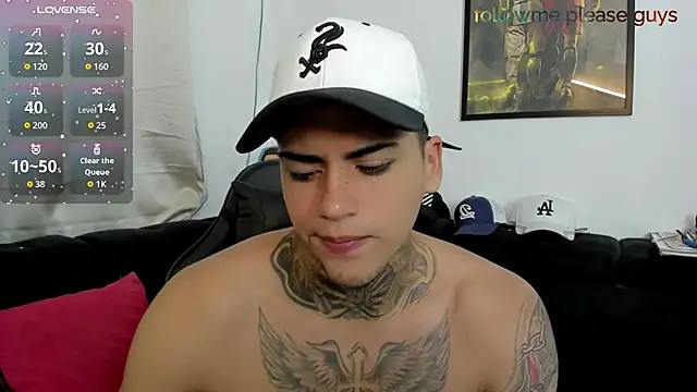 sweetlatinoboy online show from April 8, 2026, 10:17 am