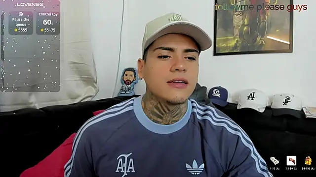 sweetlatinoboy online show from April 9, 2026, 10:10 am