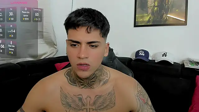 sweetlatinoboy online show from March 26, 2026, 11:24 pm