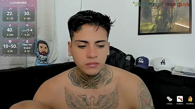 Snapshot of sweetlatinoboy chatting on April 18, 2026, 11:12 am sweetlatinoboy online show from April 18, 2026, 11:12 am