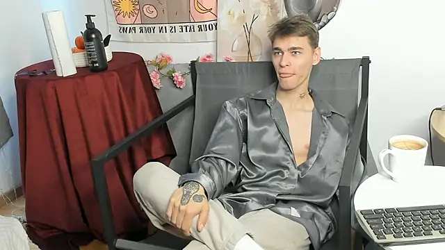 Shadow blink online show from March 27, 2026, 12:06 pm