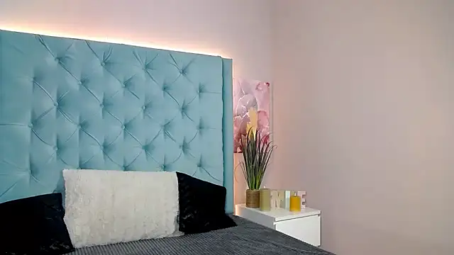 IowaSin online show from April 11, 2026, 1:15 pm