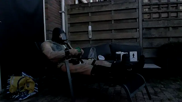 Snapshot of latexslaveboy chatting on July 11, 2026, 8:31 pm latexslaveboy online show from July 11, 2026, 8:31 pm