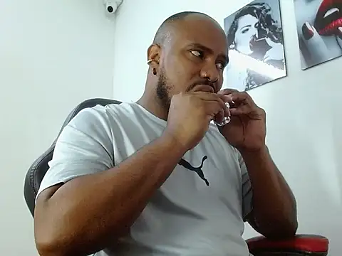 Alessandro Hamed online show from March 18, 2026, 1:35 pm