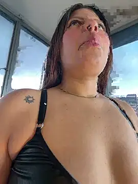 shy-vibes online show from April 15, 2026, 7:40 pm